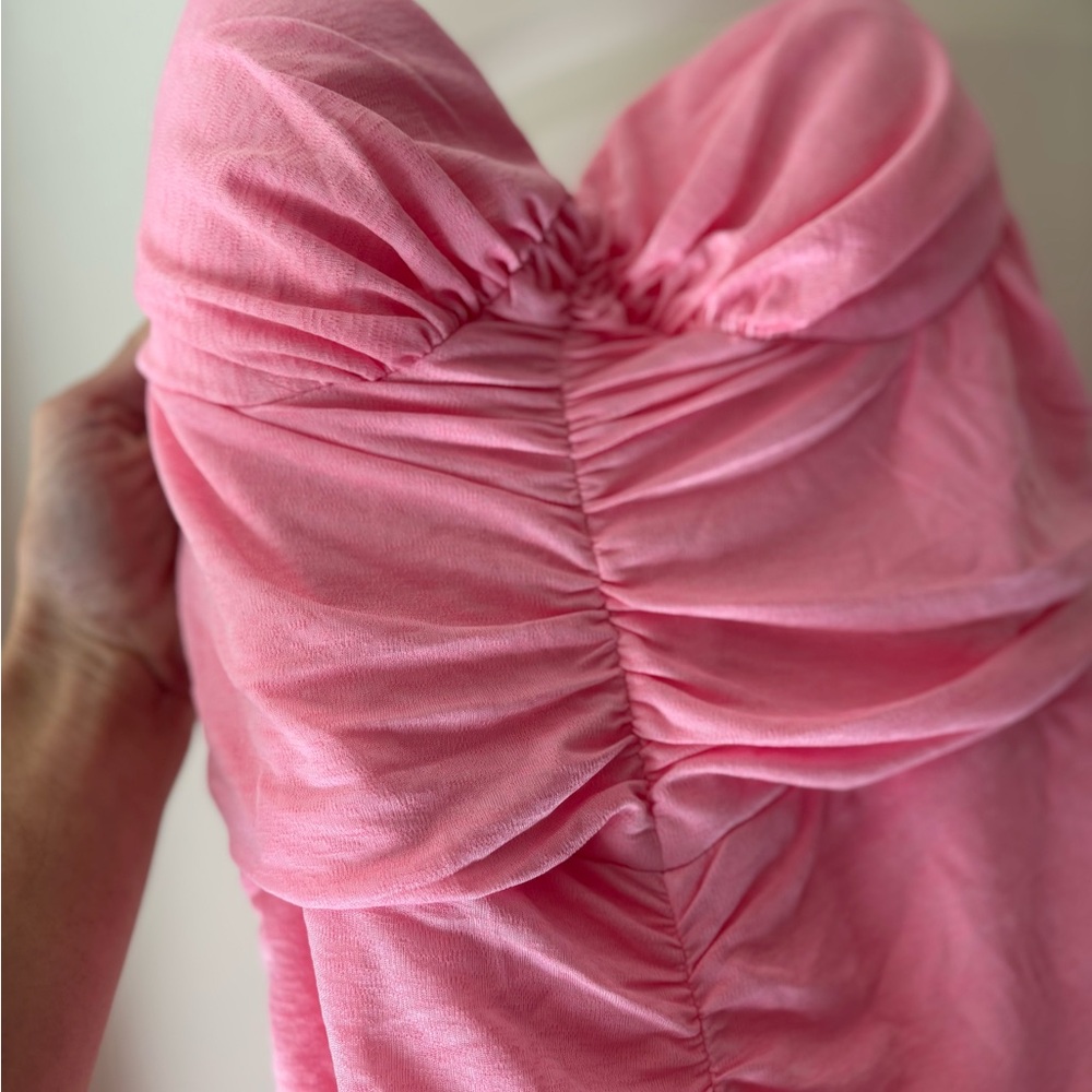 Pink Ruched formal/Prom Dress - Picture 2 of 4